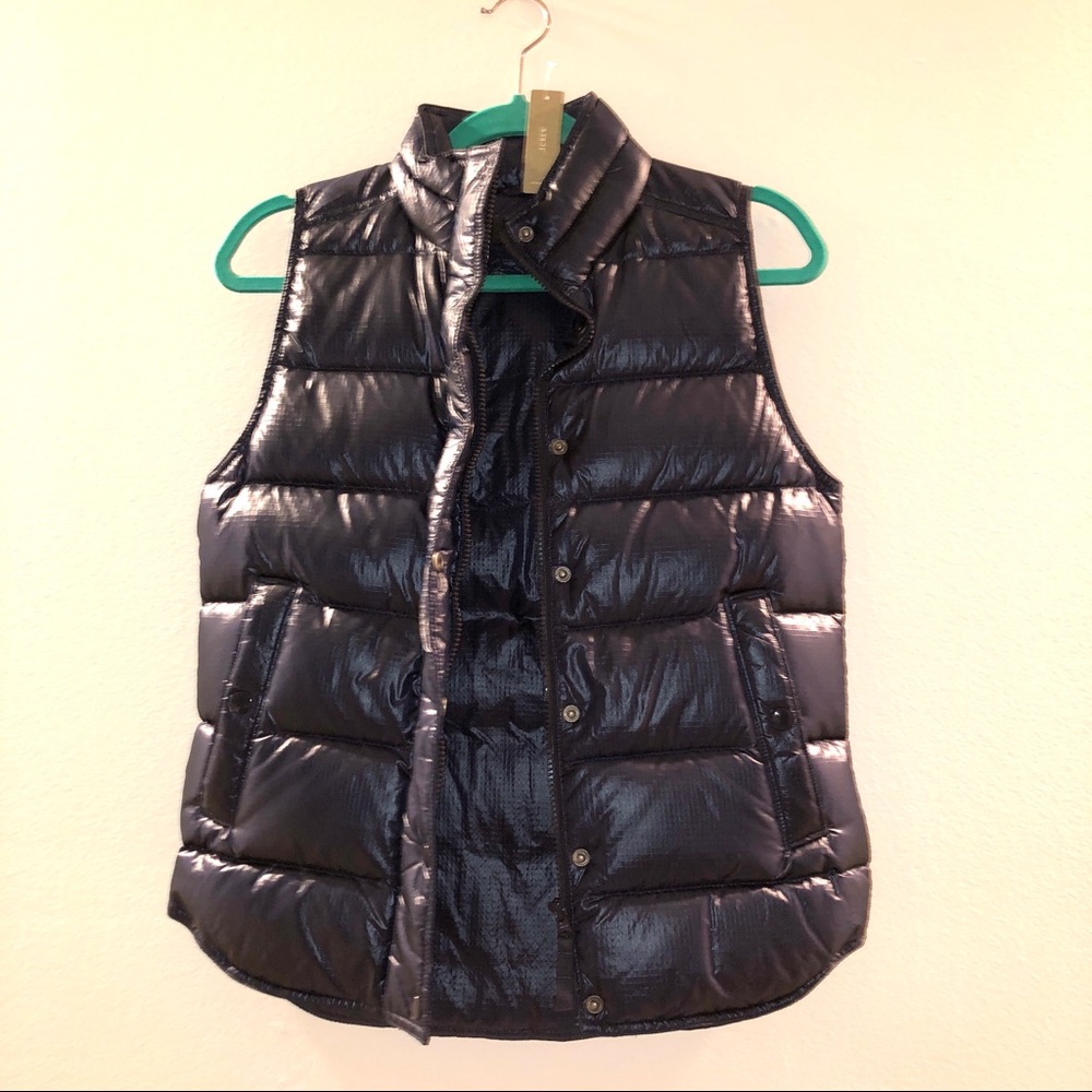 NWT J. Crew Navy Puffer Vest Women’s  -XS